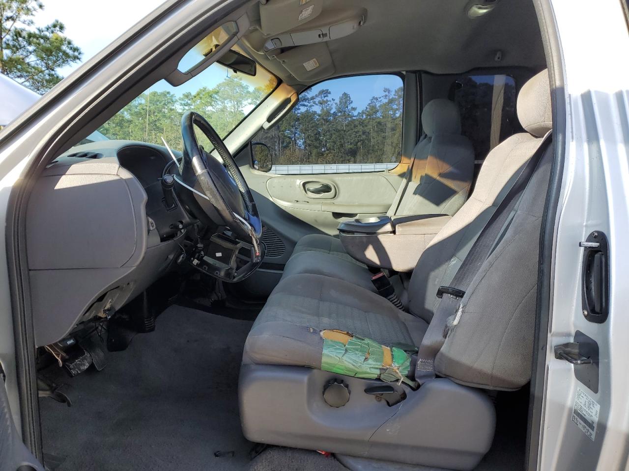 2002 Ford F-150 - Image 7