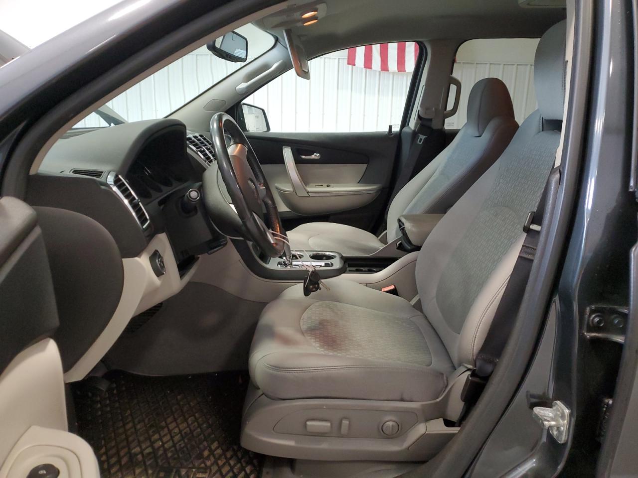 2011 GMC Acadia - Image 7