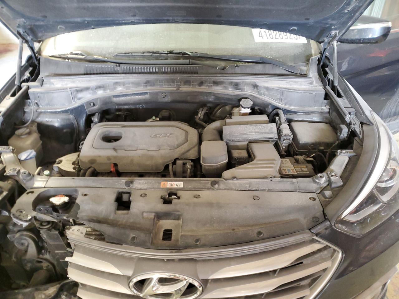 2018 Hyundai Santa Fe - Image 12