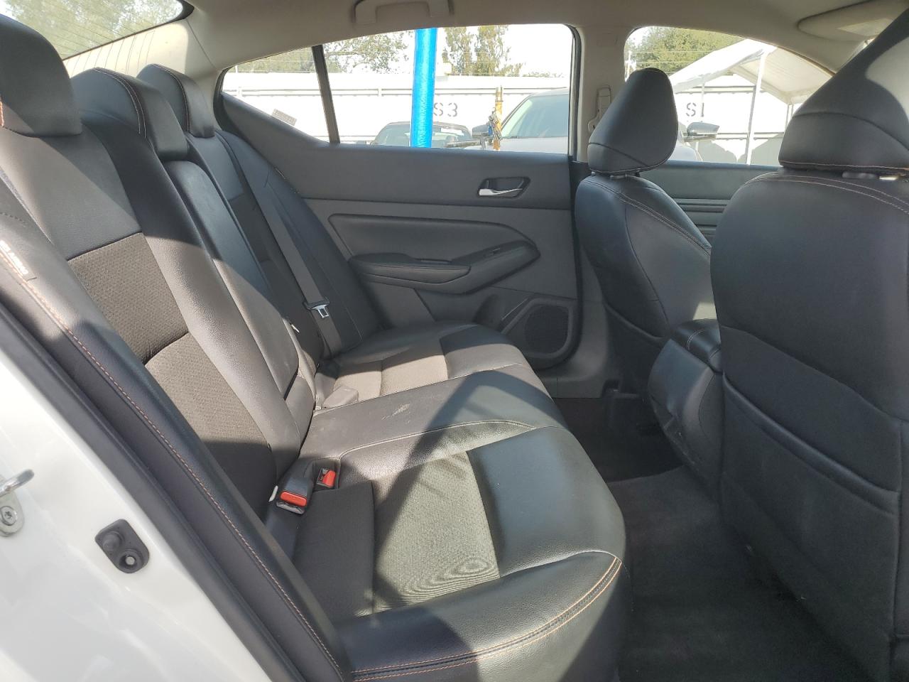 2021 Nissan Altima - Image 10