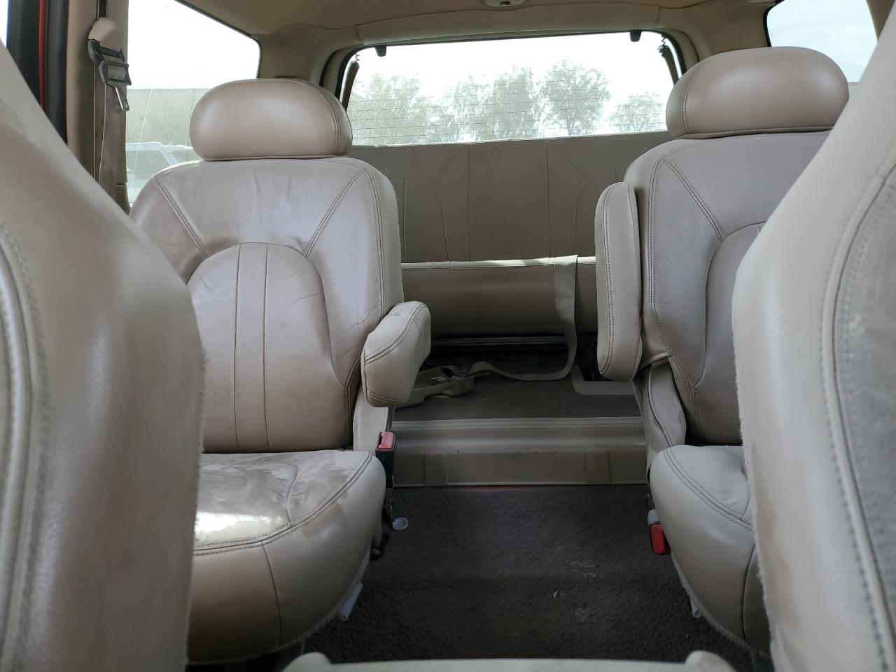 2000 Ford Expedition - Image 10