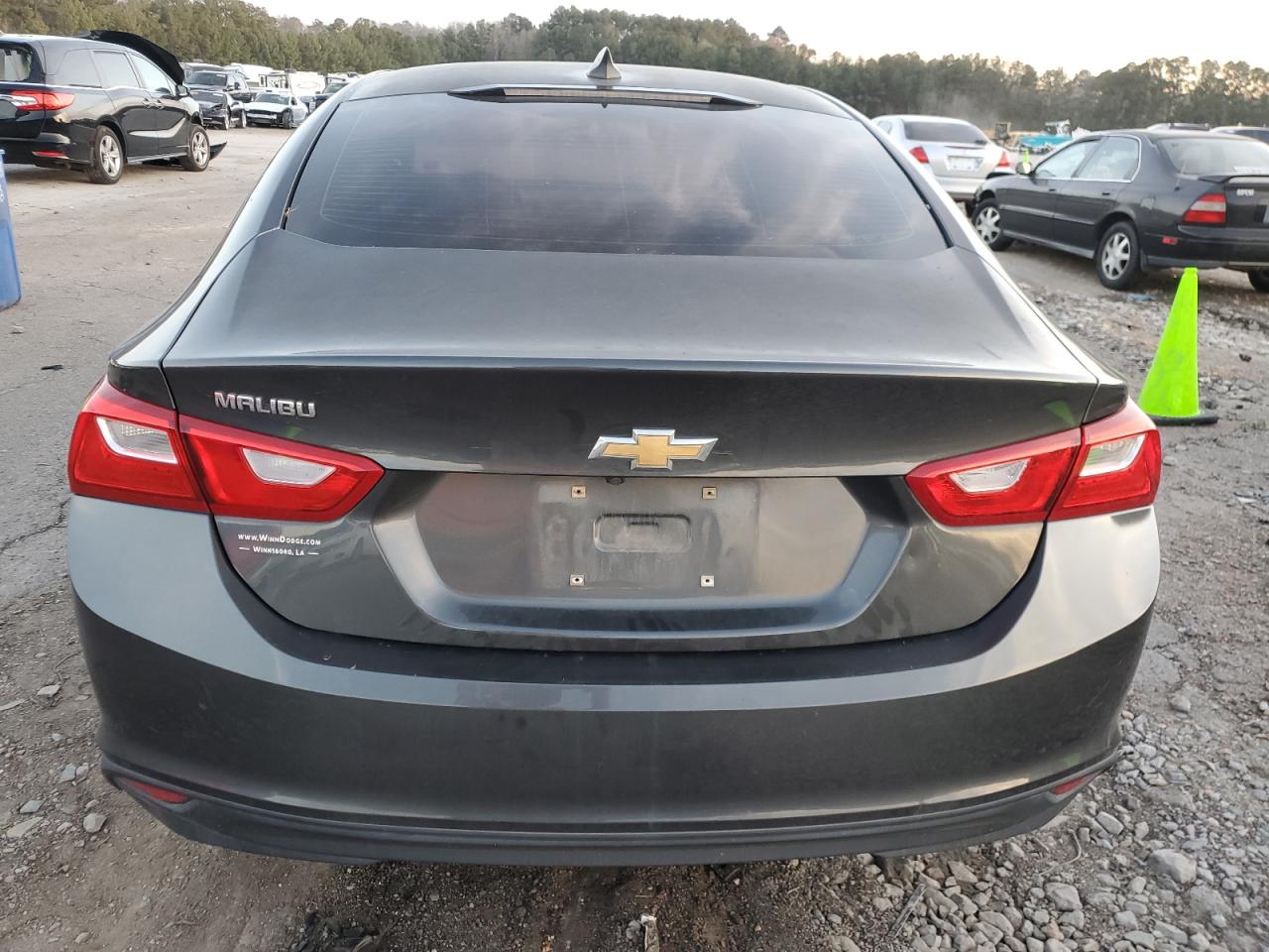 2017 Chevrolet Malibu - Image 6