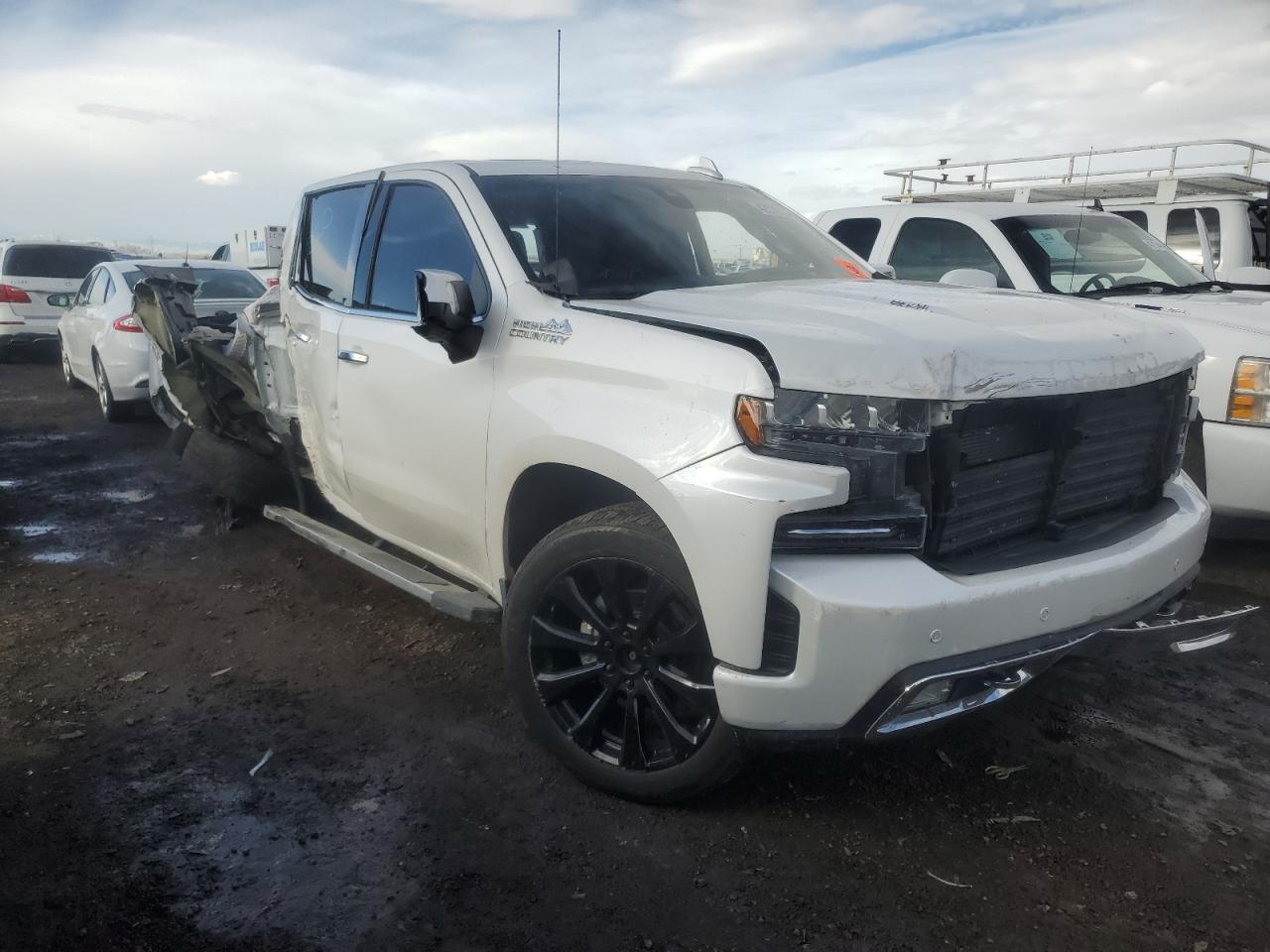 2021 Chevrolet Silverado - Image 4