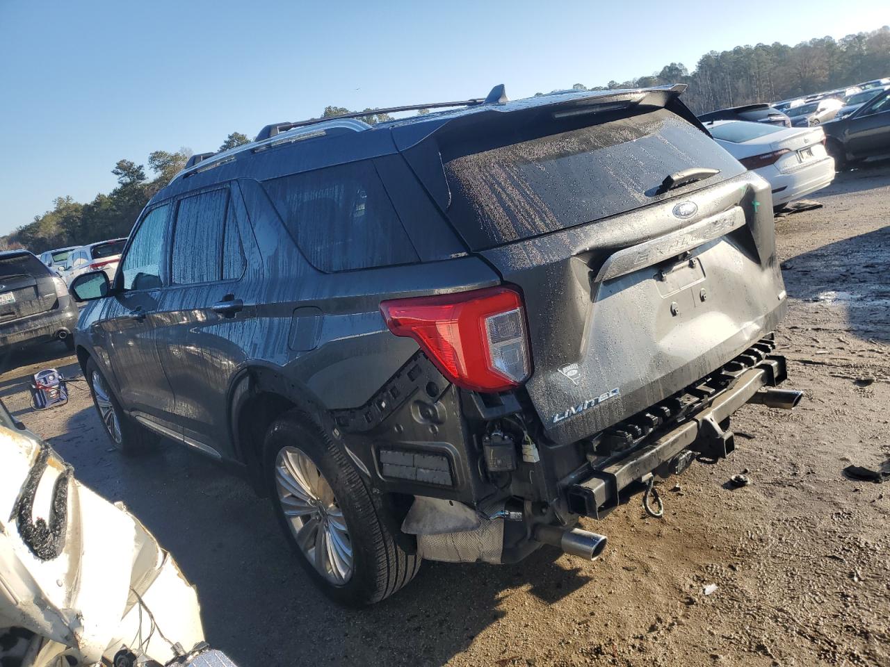 2020 Ford Explorer - Image 2