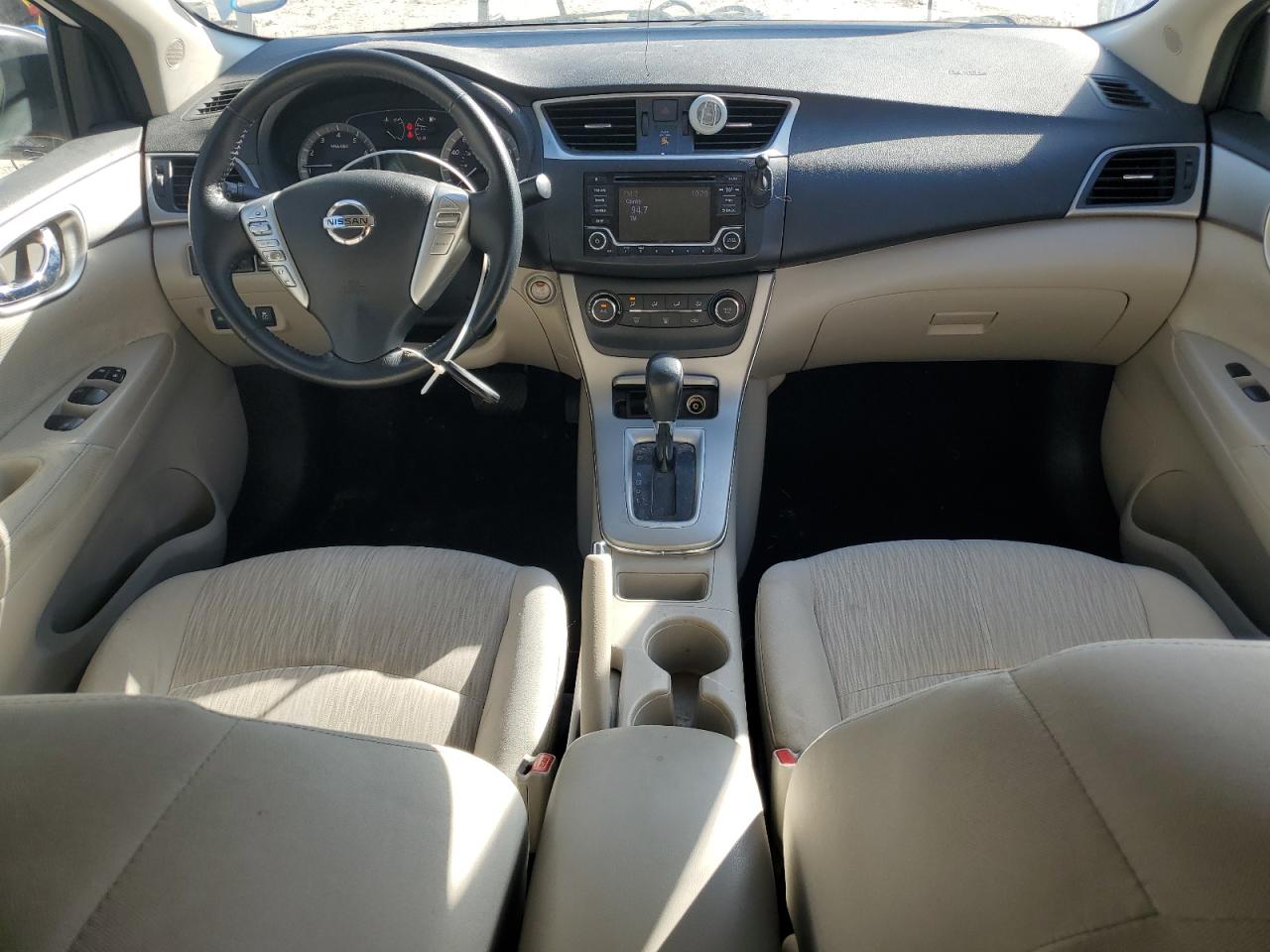 2015 Nissan Sentra - Image 8