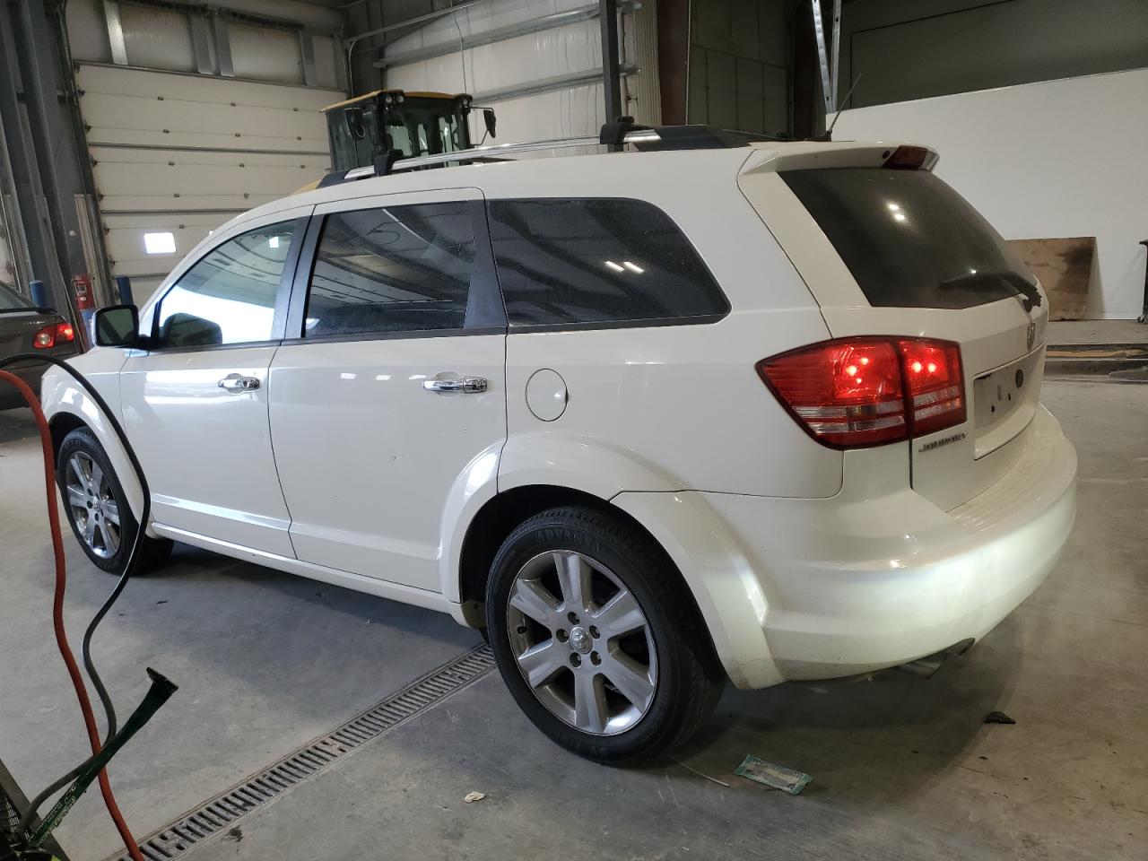 2009 Dodge Journey - Image 2