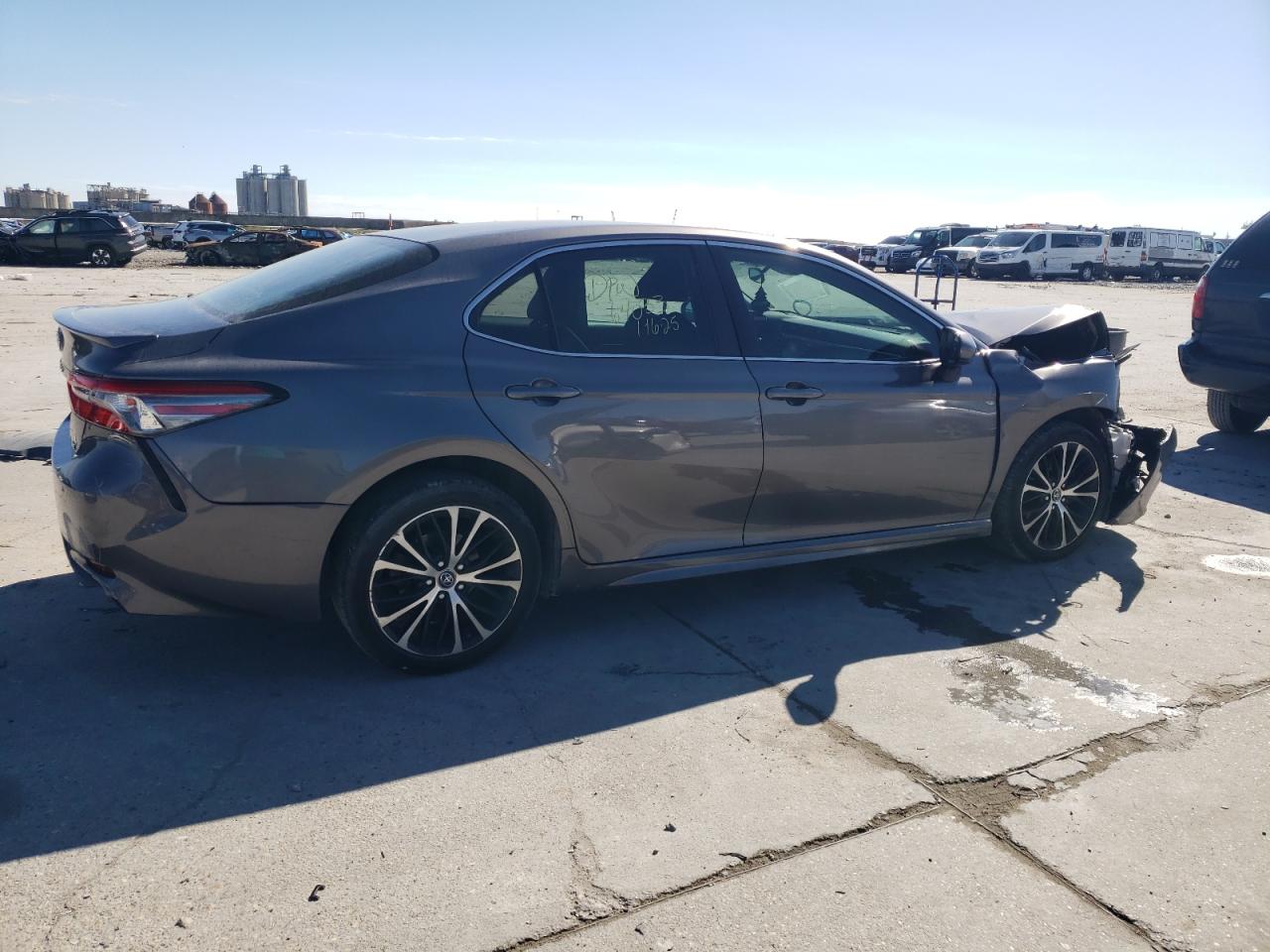 2018 Toyota Camry - Image 3
