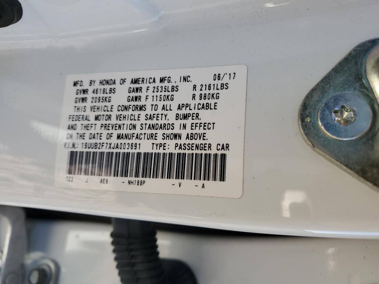 2018 Acura TLX - Image 12