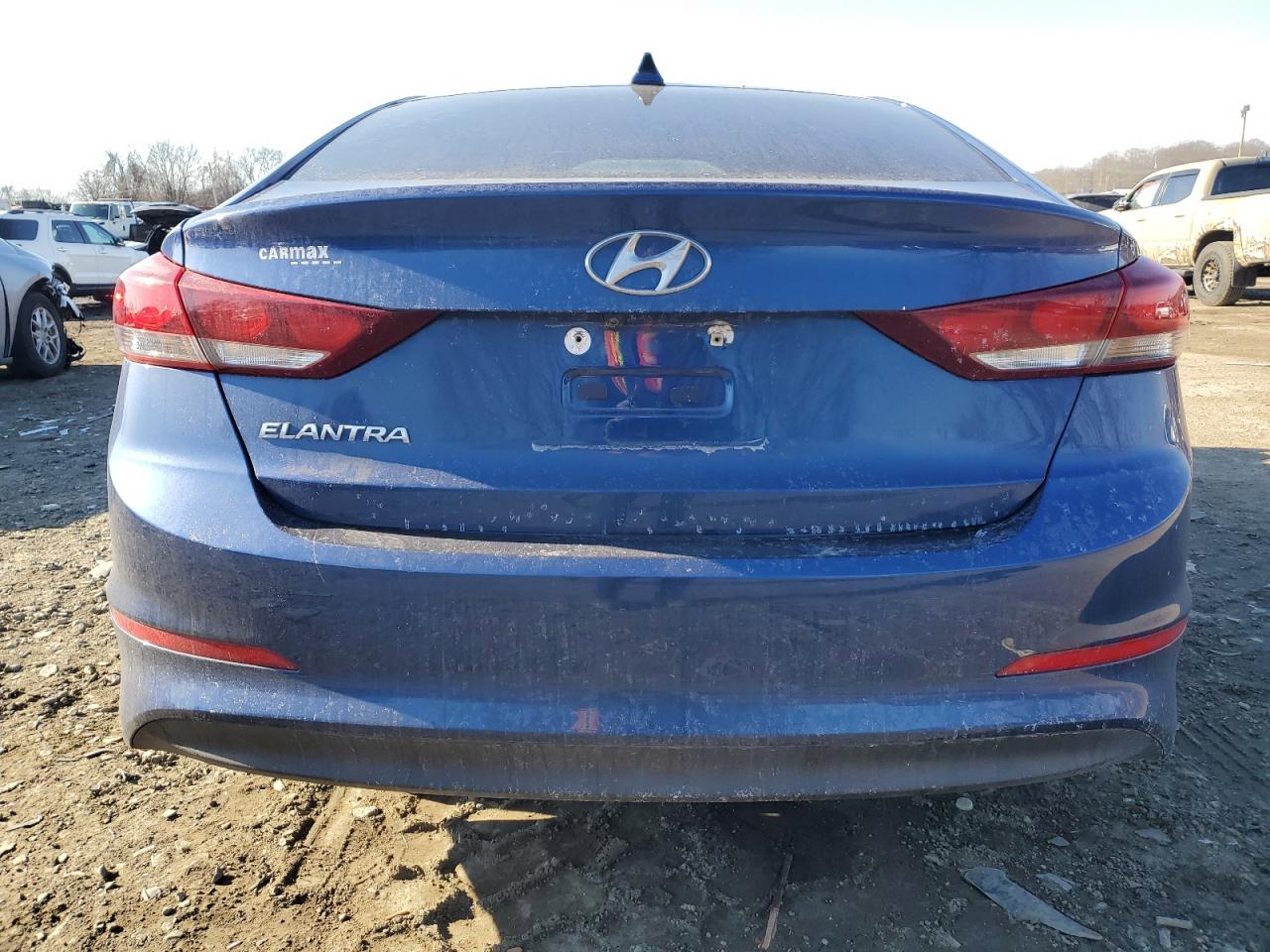 2017 Hyundai Elantra - Image 6