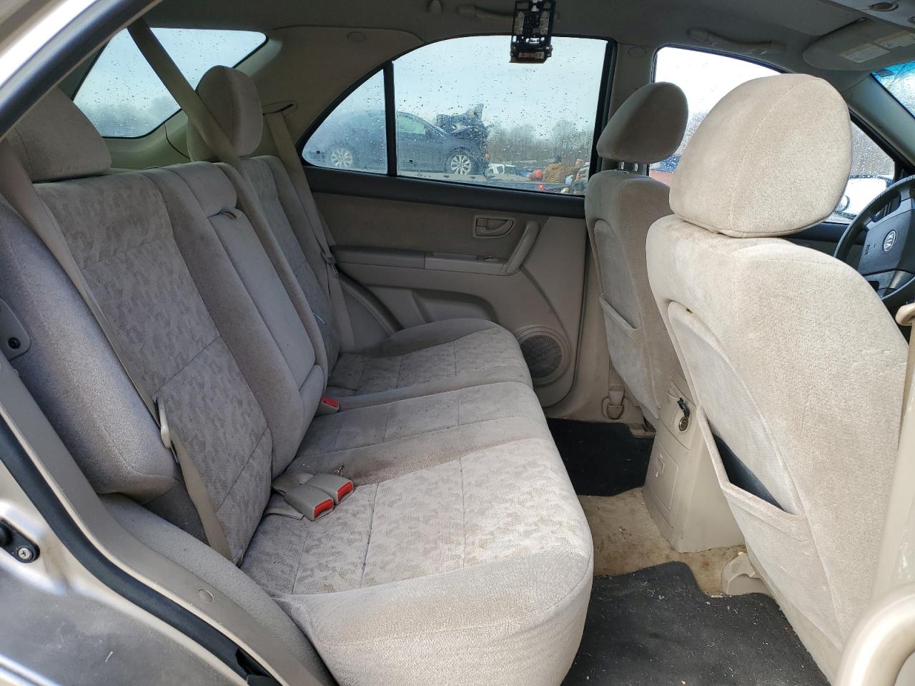2007 Kia Sorento - Image 11