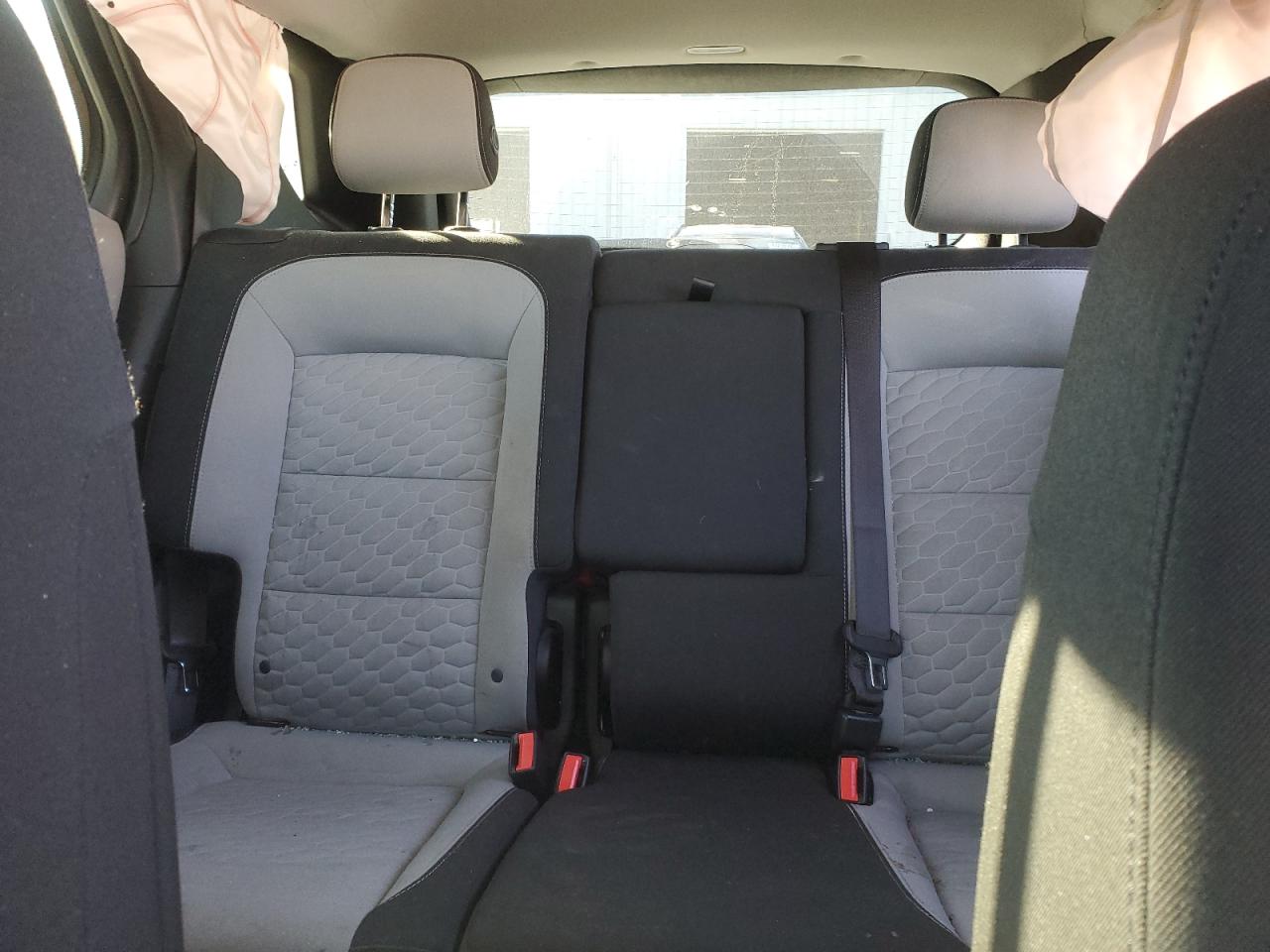 2018 Chevrolet Equinox - Image 10