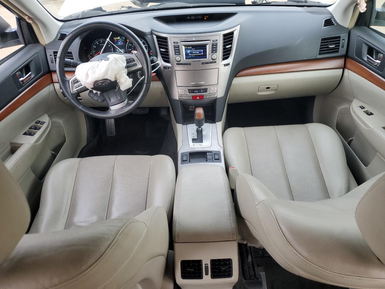 2013 Subaru Outback - Image 8