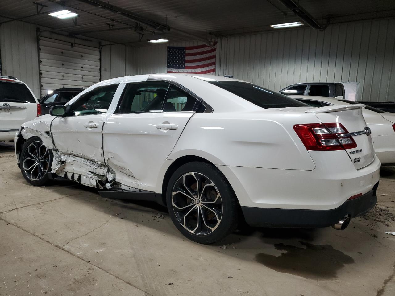 2015 Ford Taurus Sho VIN: 1FAHP2KT6FG179796 Lot: 86915944