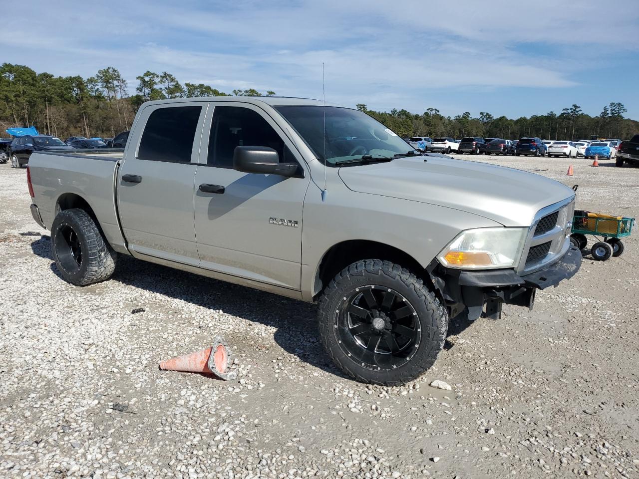 2010 Dodge RAM - Image 4