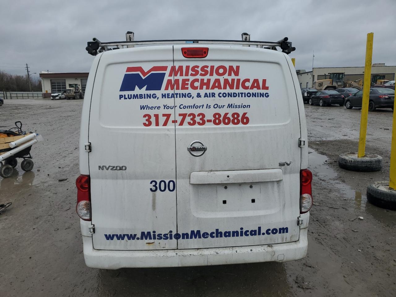 2015 Nissan NV - Image 6