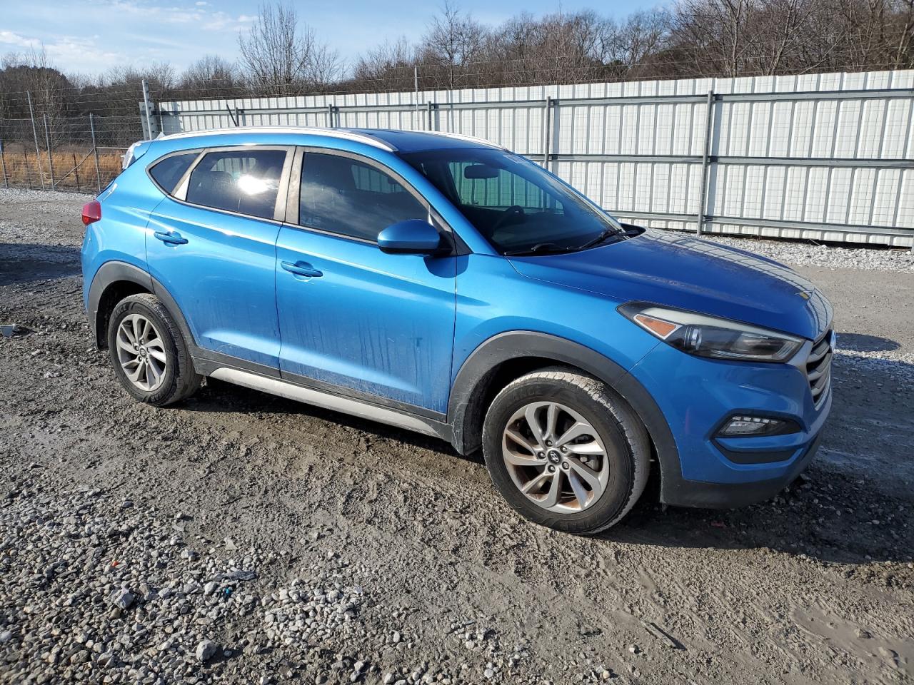 2017 Hyundai Tucson - Image 4
