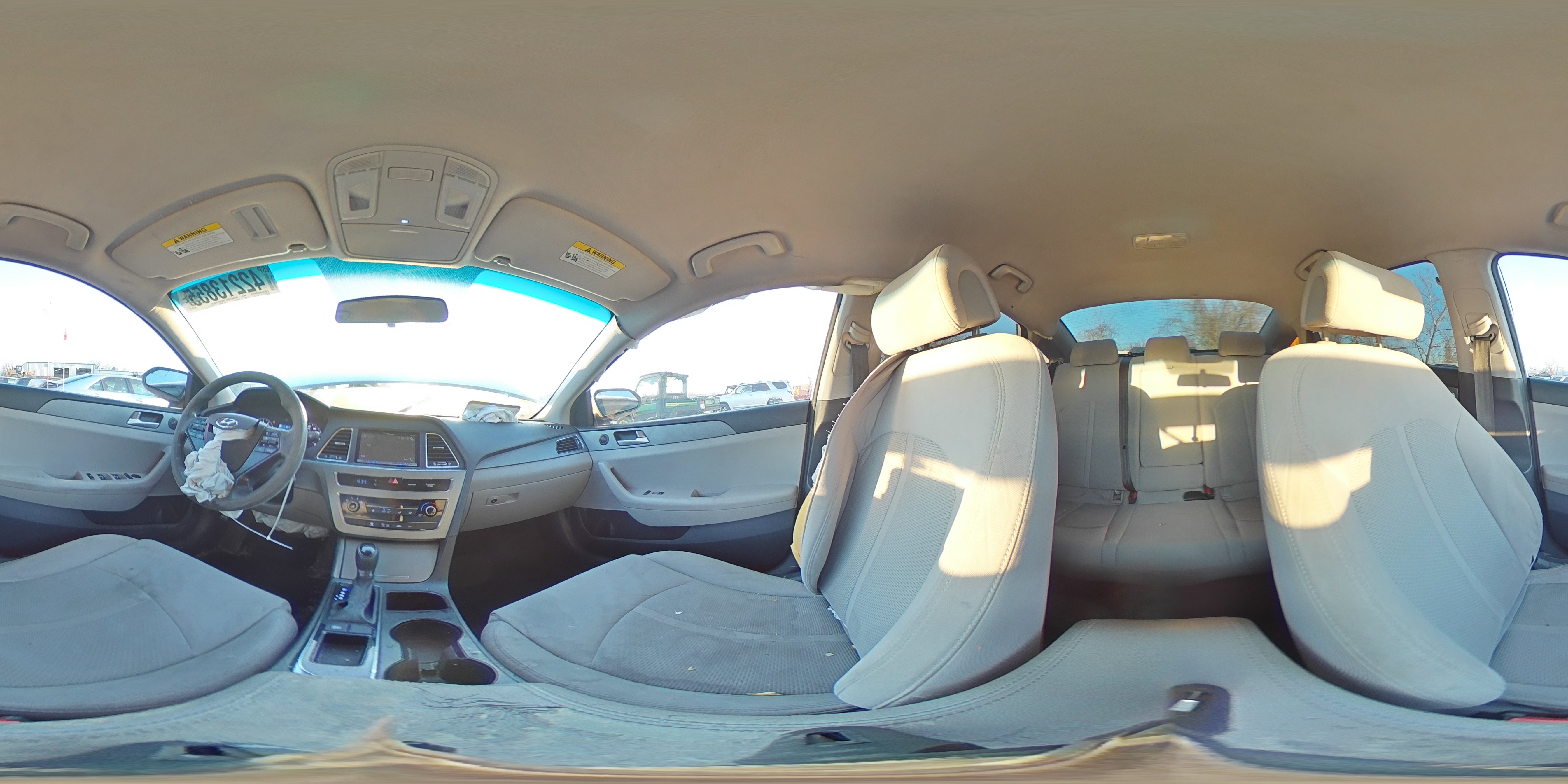 2015 Hyundai Sonata - Image 12