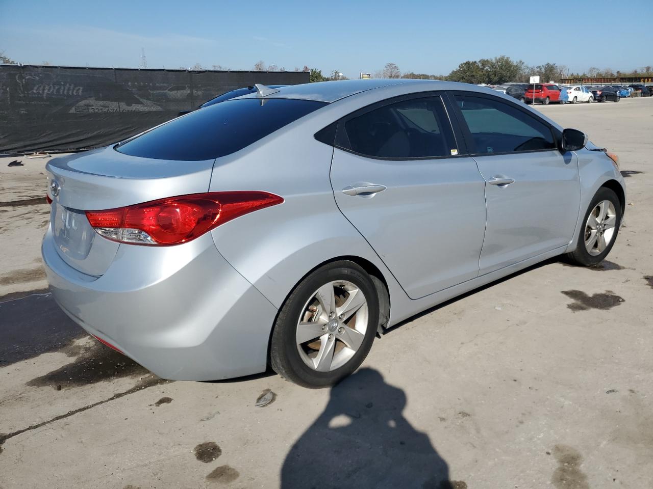 2012 Hyundai Elantra - Image 3