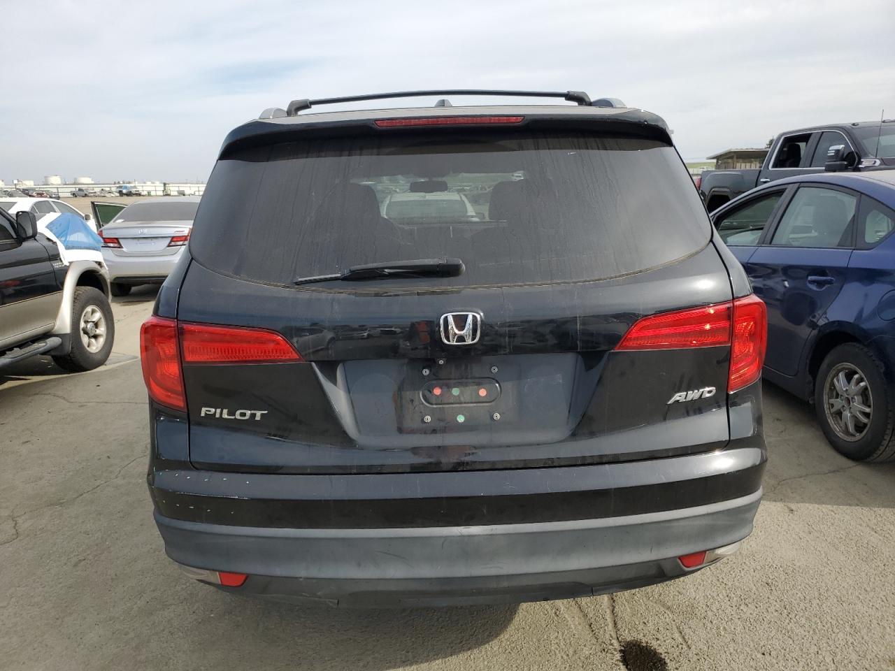 2016 Honda Pilot - Image 6