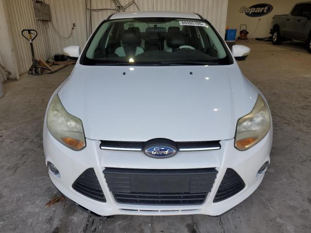 Sedans FORD FOCUS 2014 White