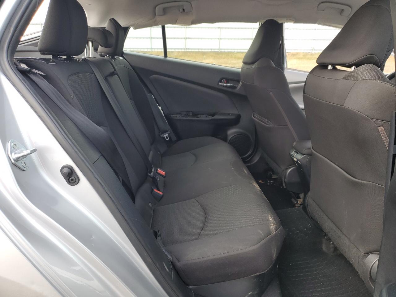 2022 Toyota Prius - Image 11