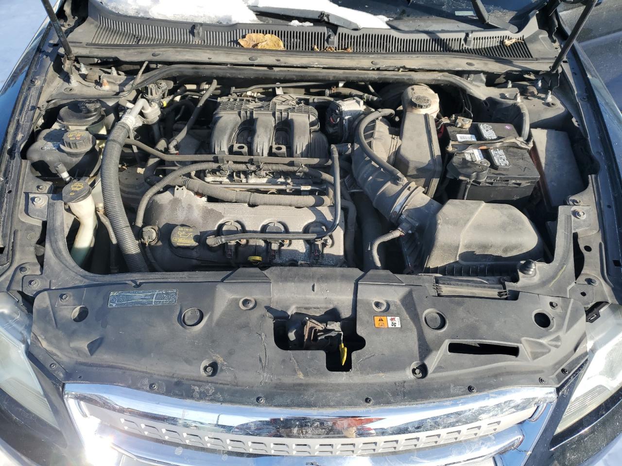 2012 Ford Taurus - Image 11