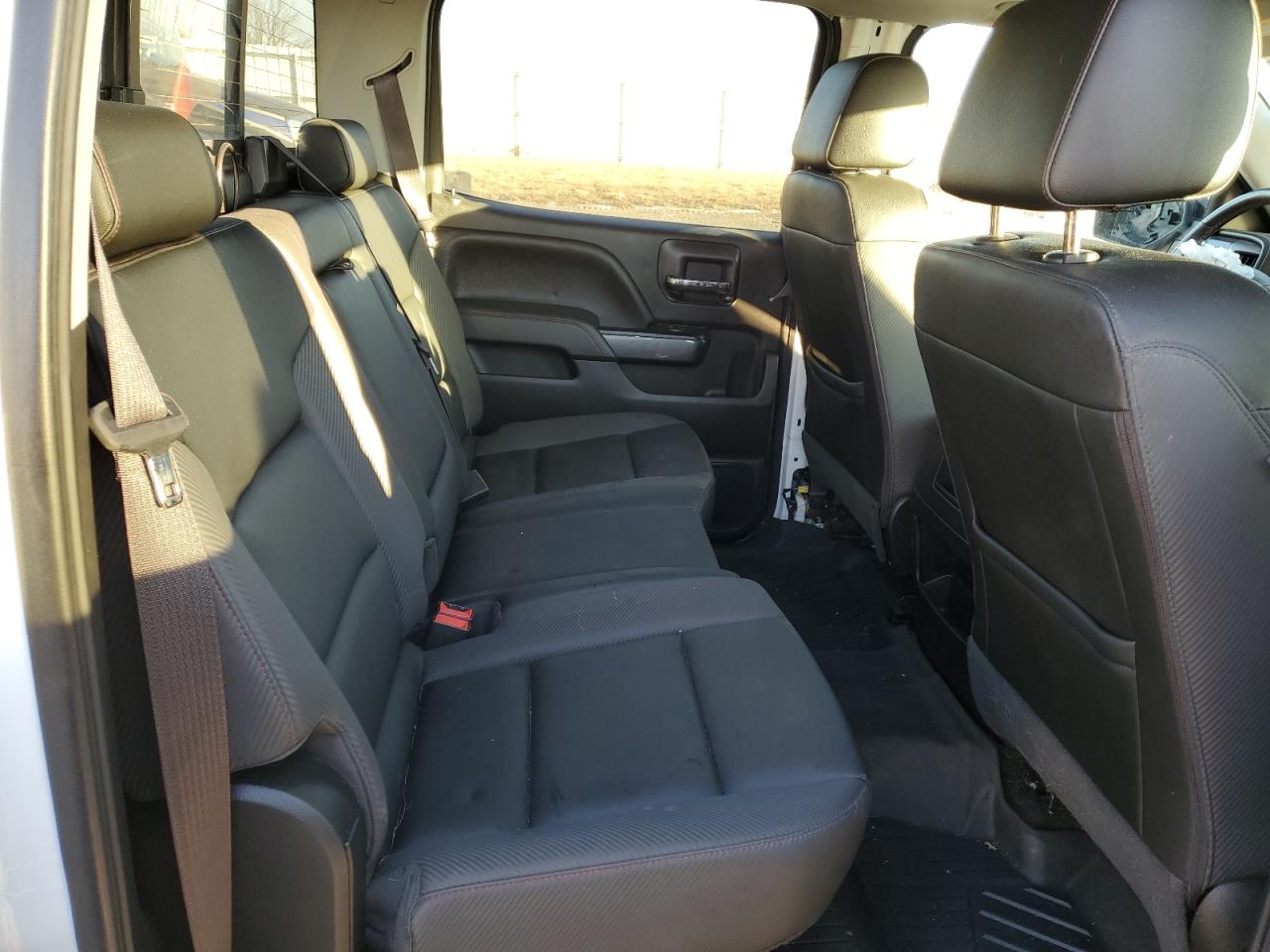 2017 GMC Sierra - Image 10