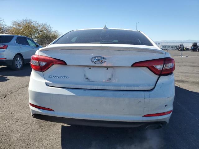 Седани HYUNDAI SONATA 2015 Білий