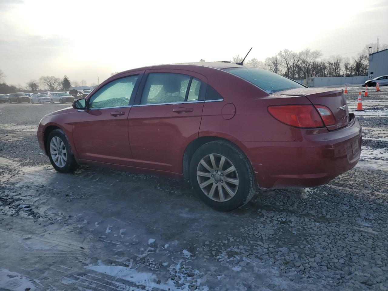 2010 Chrysler Sebring - Image 2