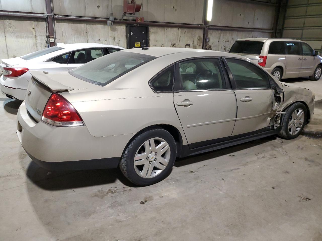 2010 Chevrolet Impala - Image 3