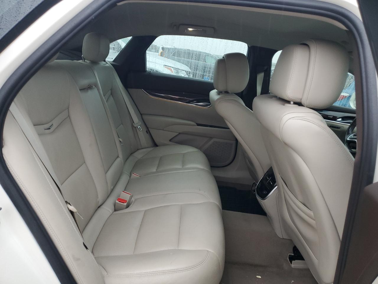 2013 Cadillac XTS - Image 10