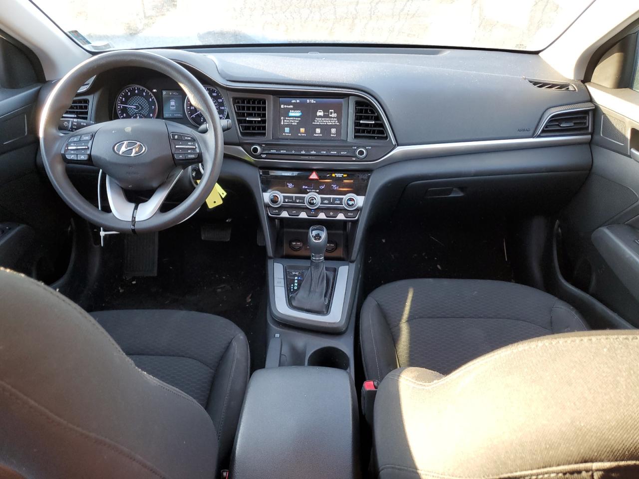 2020 Hyundai Elantra - Image 8