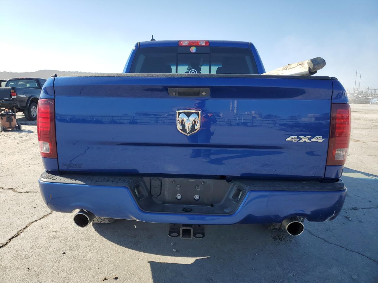 2015 RAM 1500 - Image 6