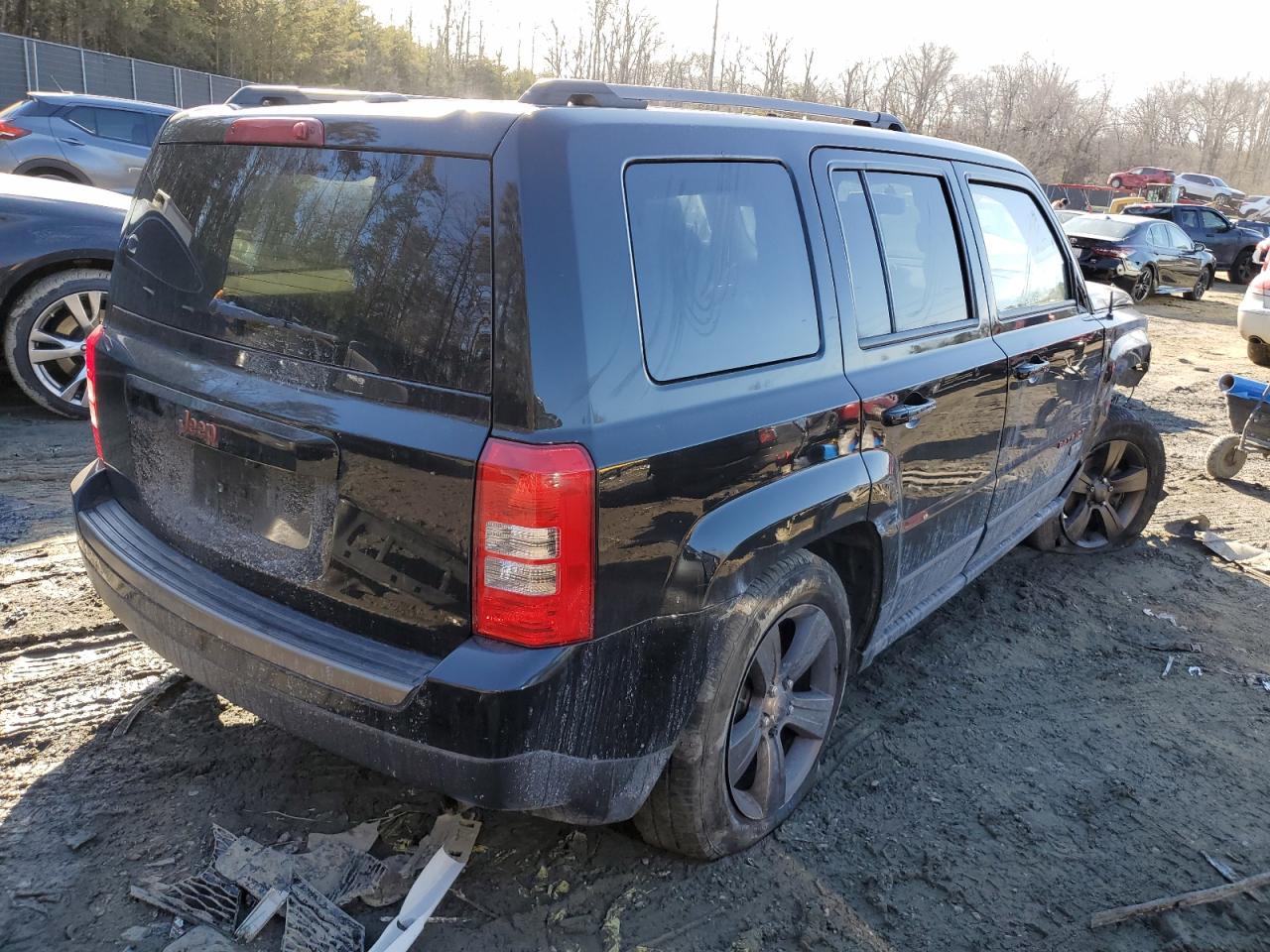 2017 Jeep Liberty (Patriot) - Image 3