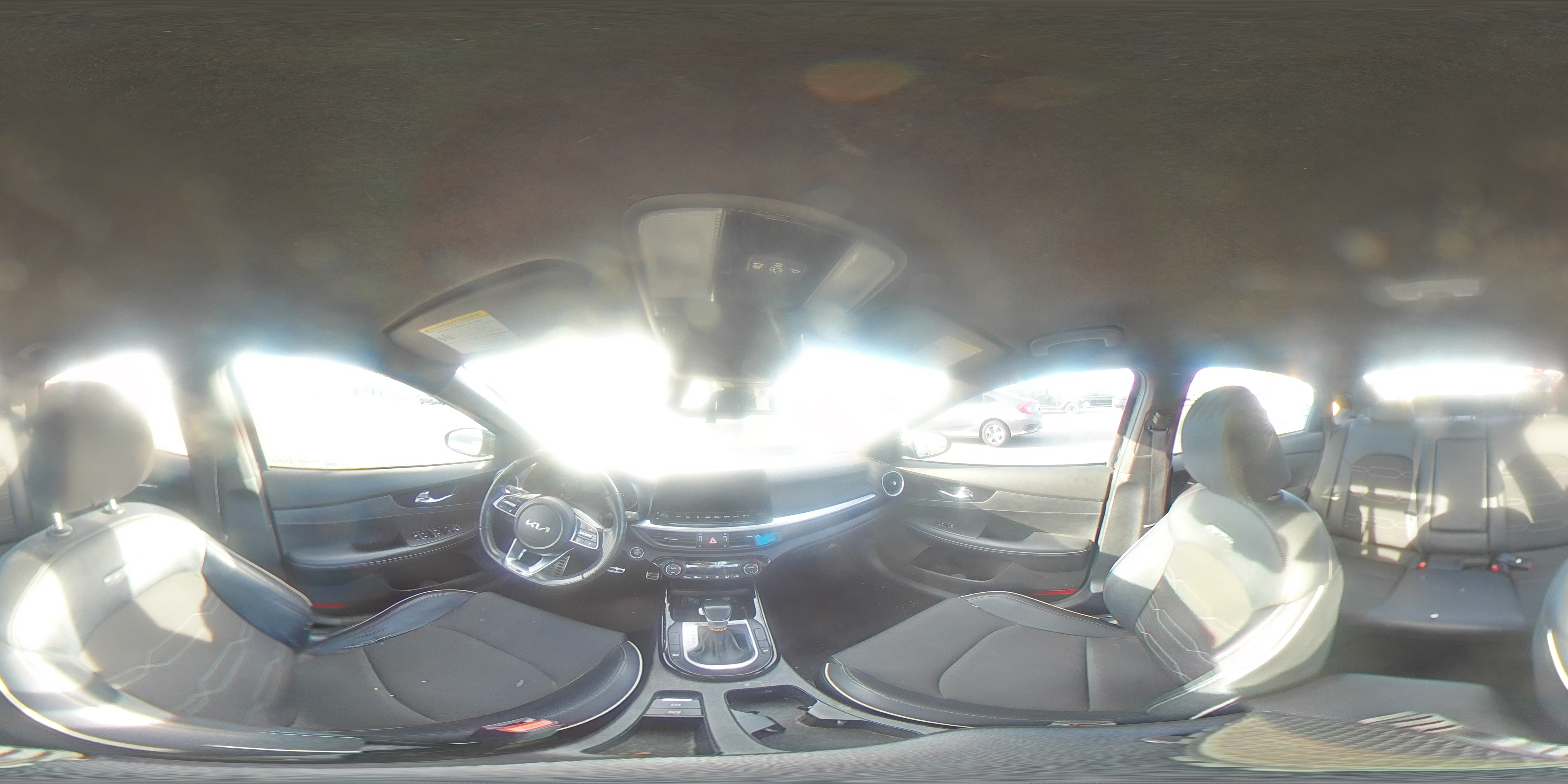 2024 Kia Forte - Image 12