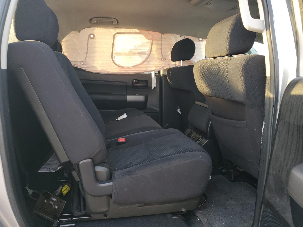 2012 Toyota Tundra - Image 11