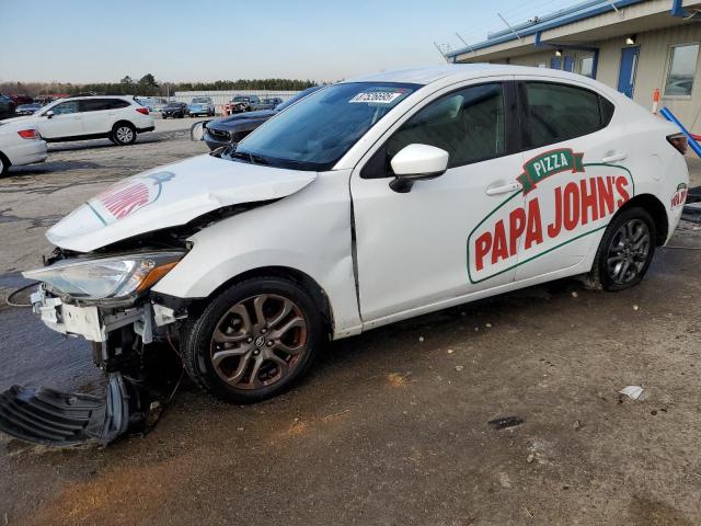 2019 Toyota Yaris L