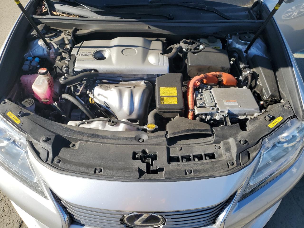 2014 Lexus ES - Image 11
