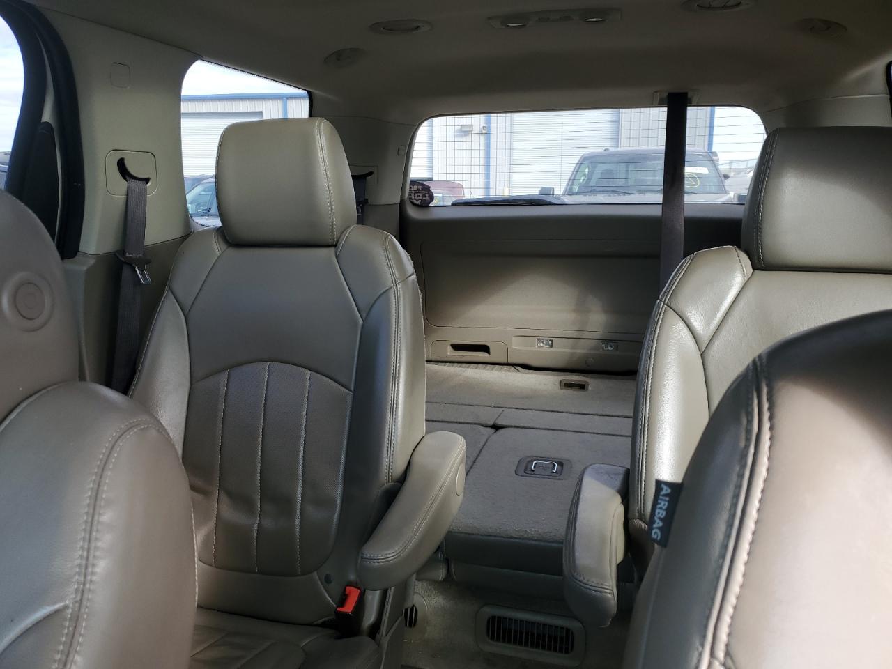 2014 GMC Acadia - Image 10