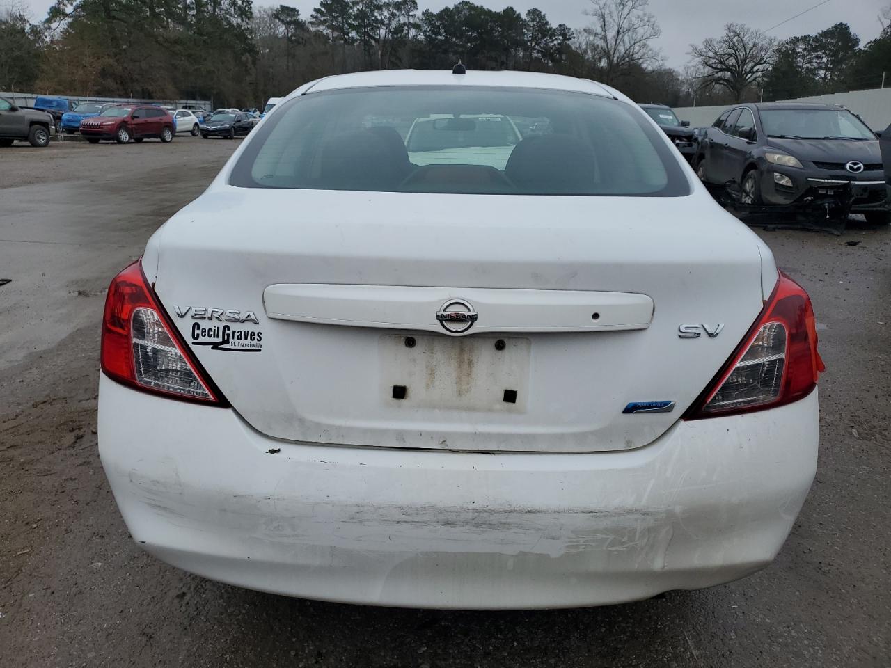 2012 Nissan Versa - Image 6