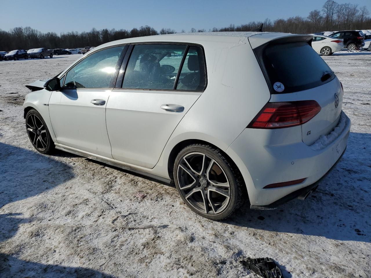 2018 Volkswagen Golf - Image 2