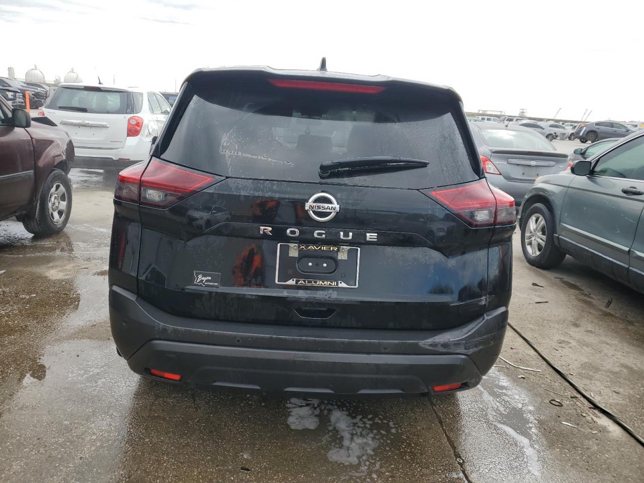 2021 Nissan Rogue - Image 6