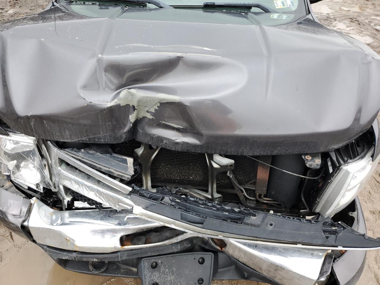 2011 Chevrolet Silverado - Image 11