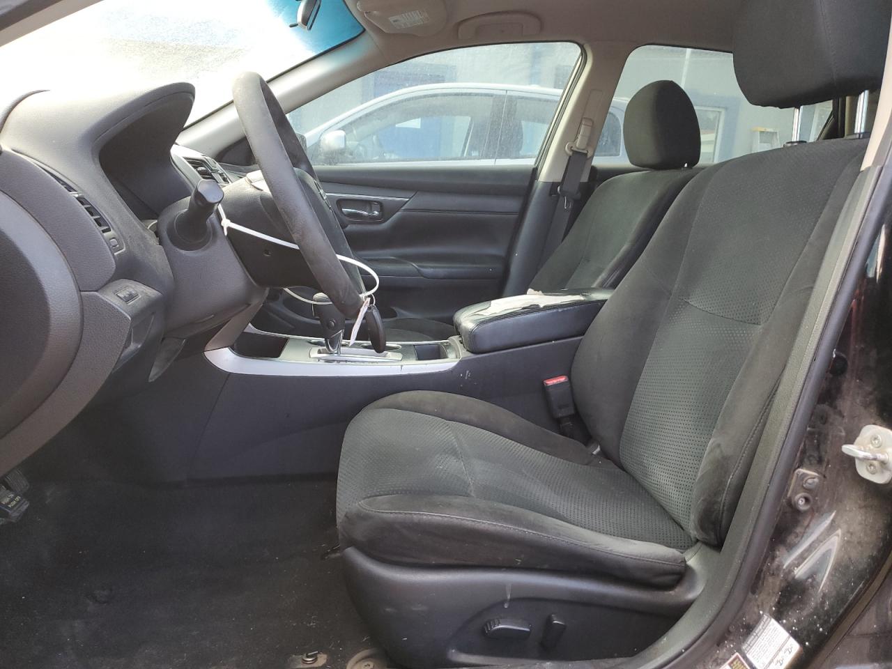 2015 Nissan Altima - Image 7