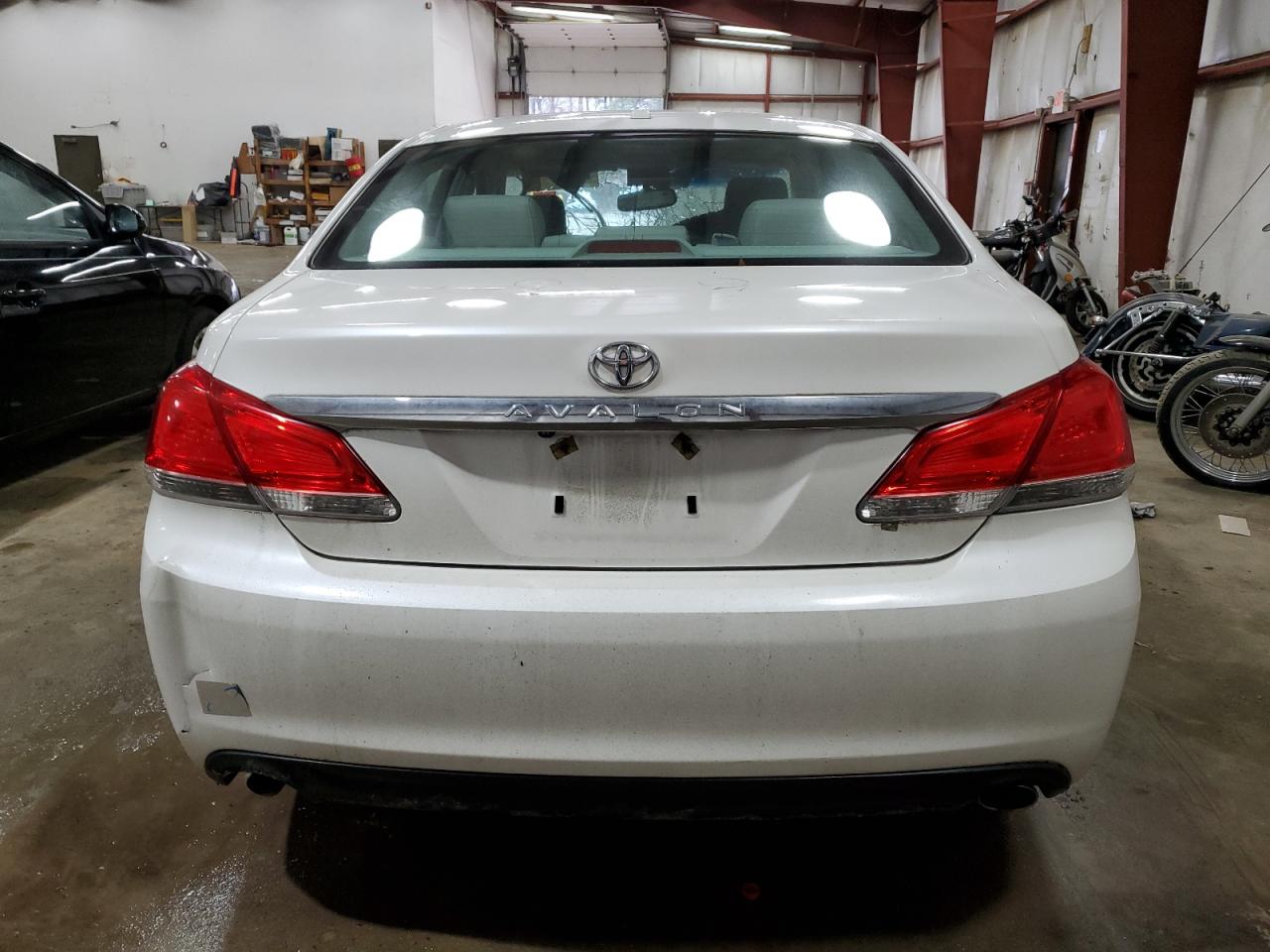 2011 Toyota Avalon Base VIN: 4T1BK3DB3BU413151 Lot: 43603585