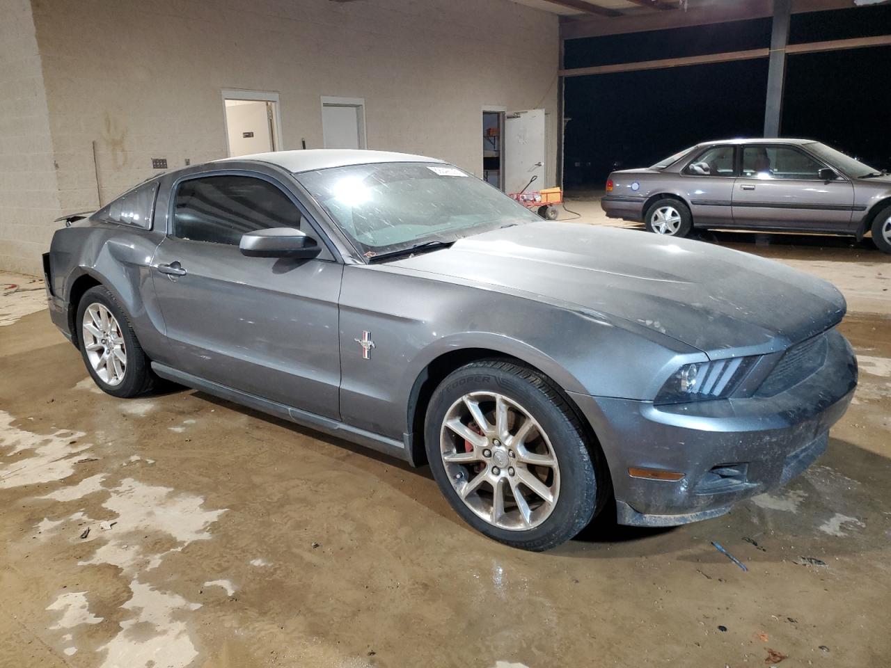 2011 Ford Mustang - Image 4