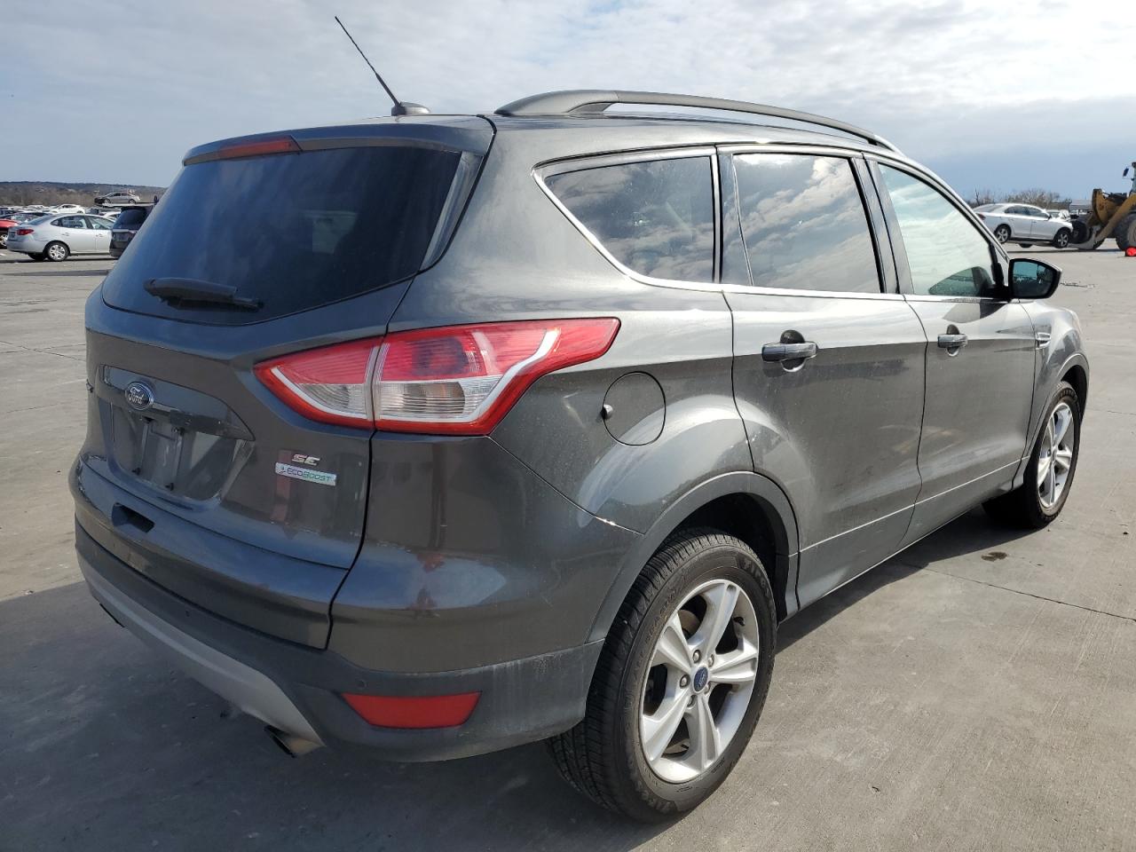 VIN 1FMCU0GX2FUC59624 2015 FORD ESCAPE no.3