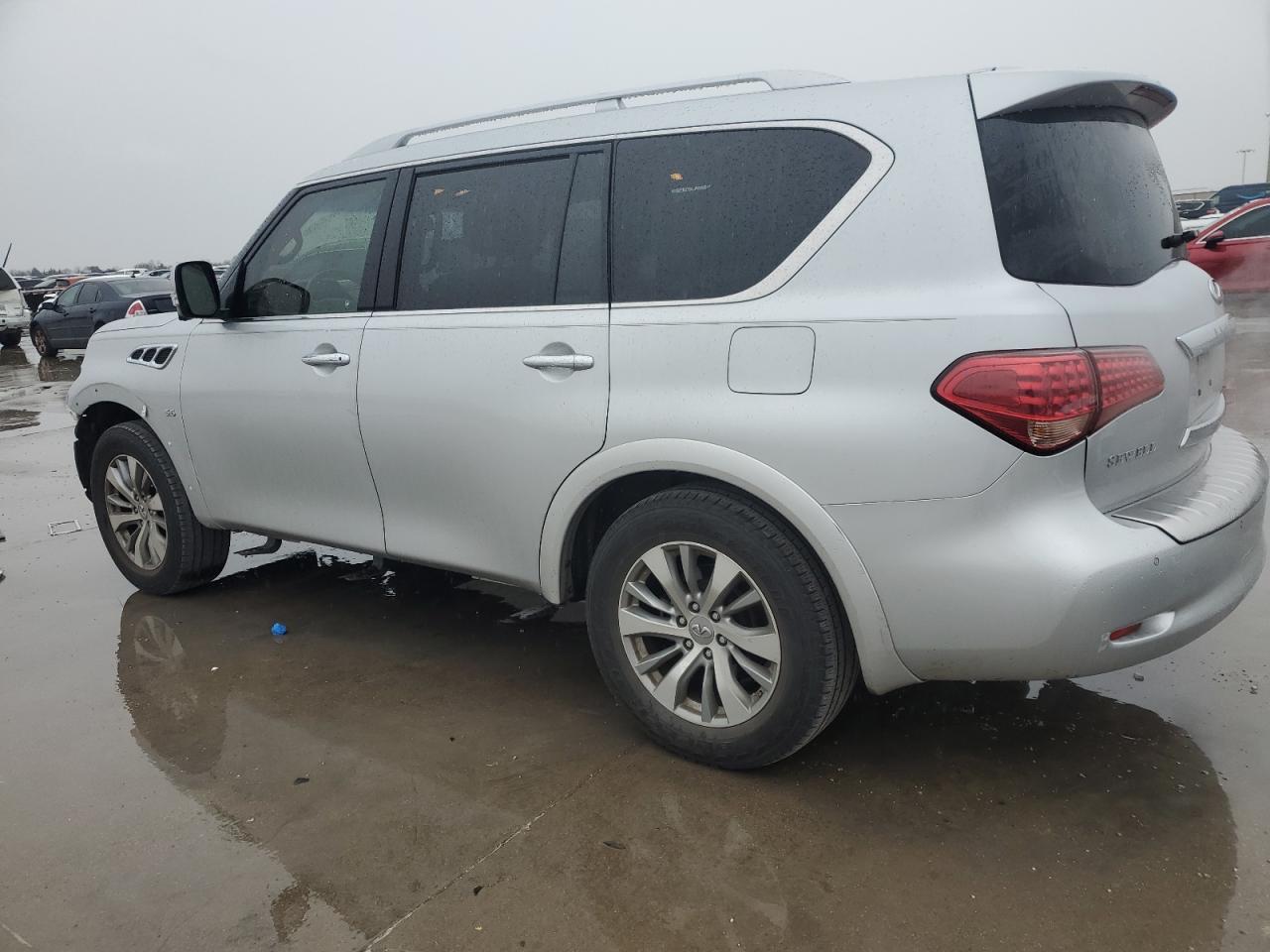 2016 Infiniti QX80 - Image 2
