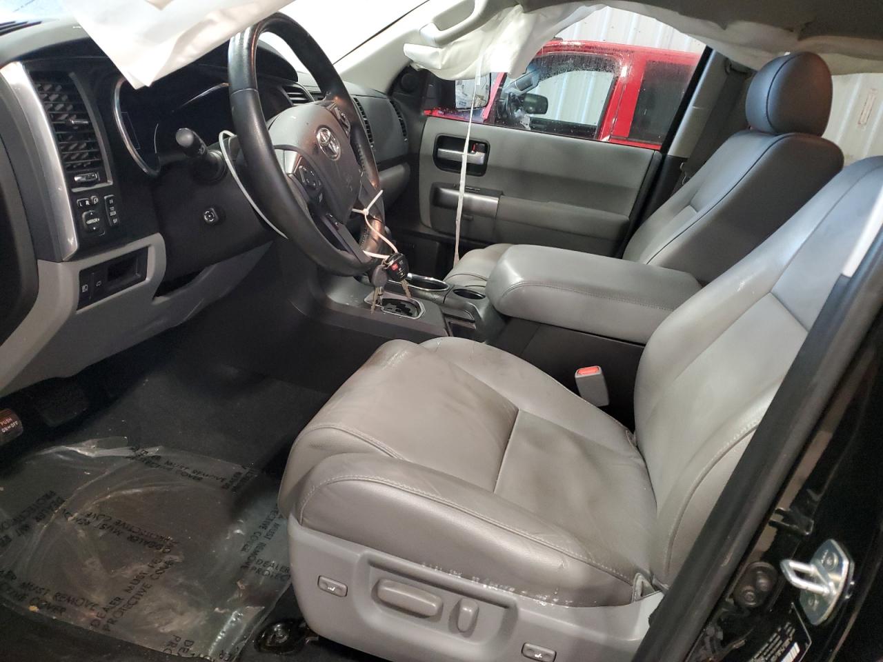 2019 Toyota Sequoia - Image 7