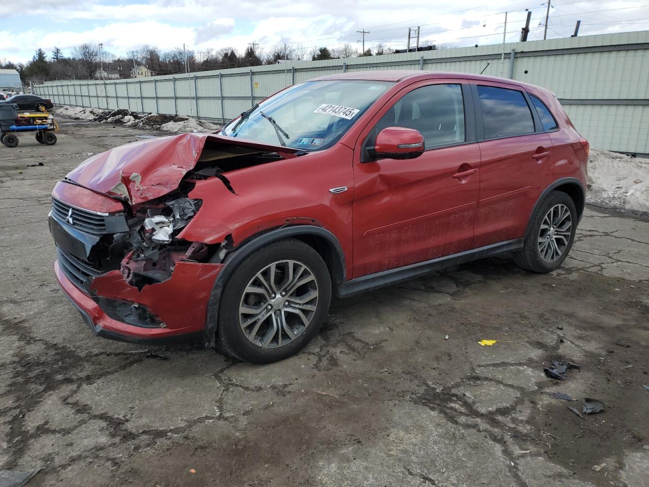 2016 Mitsubishi Outlander - Image 1